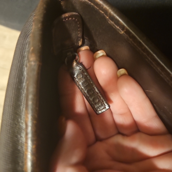 Authentic vintage gucci smaller tote purse - Picture 8 of 11